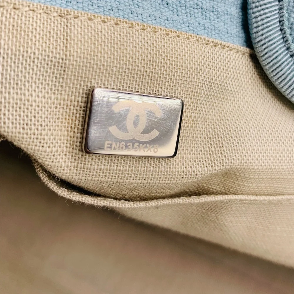 Chanel 2022 Small Deauville Tote w/ Pouch 💙 - Picture 6 of 16